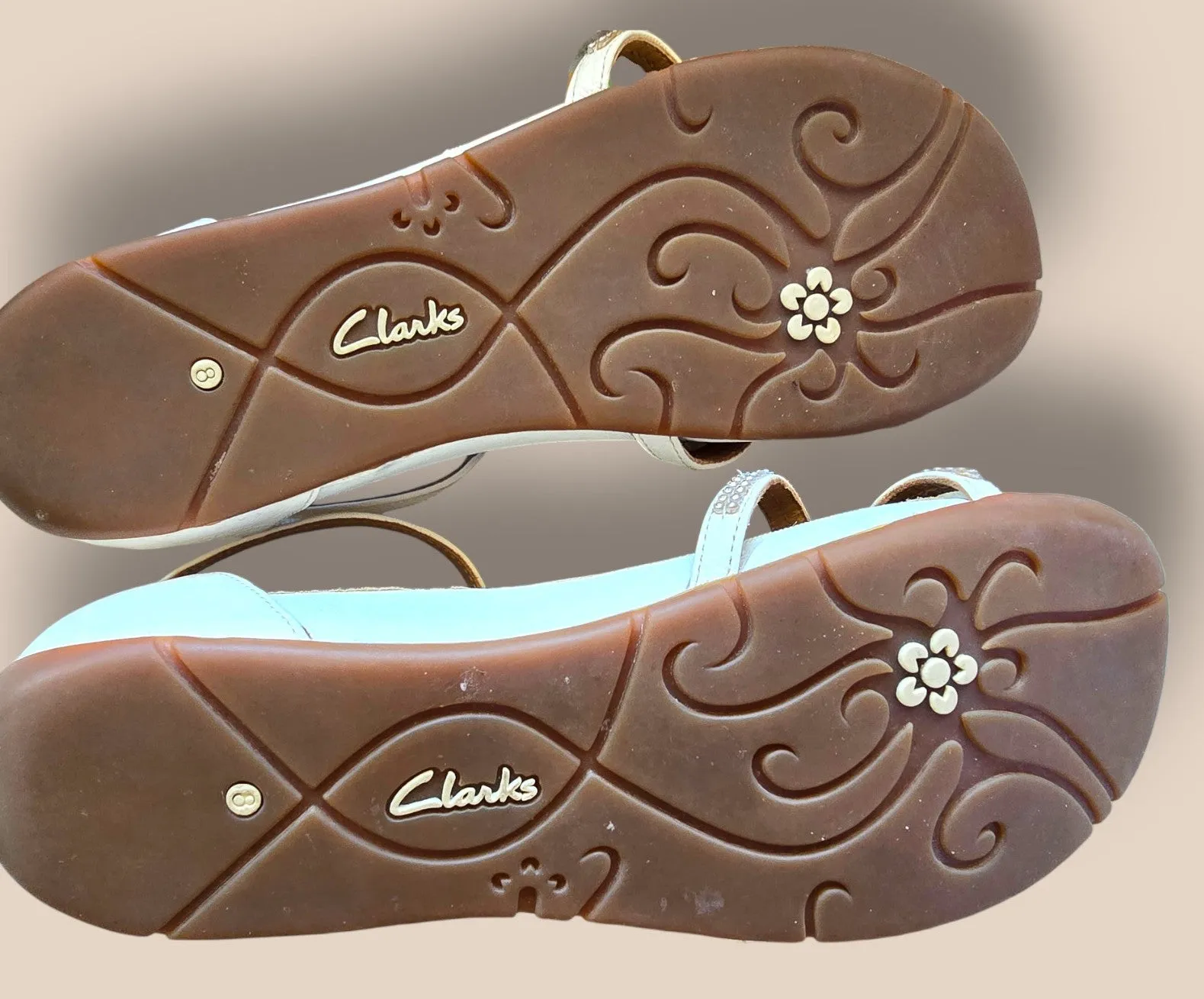 Clarks Womens Cream Diamante Flat Sandals UK 8 EU 42 US 8.5