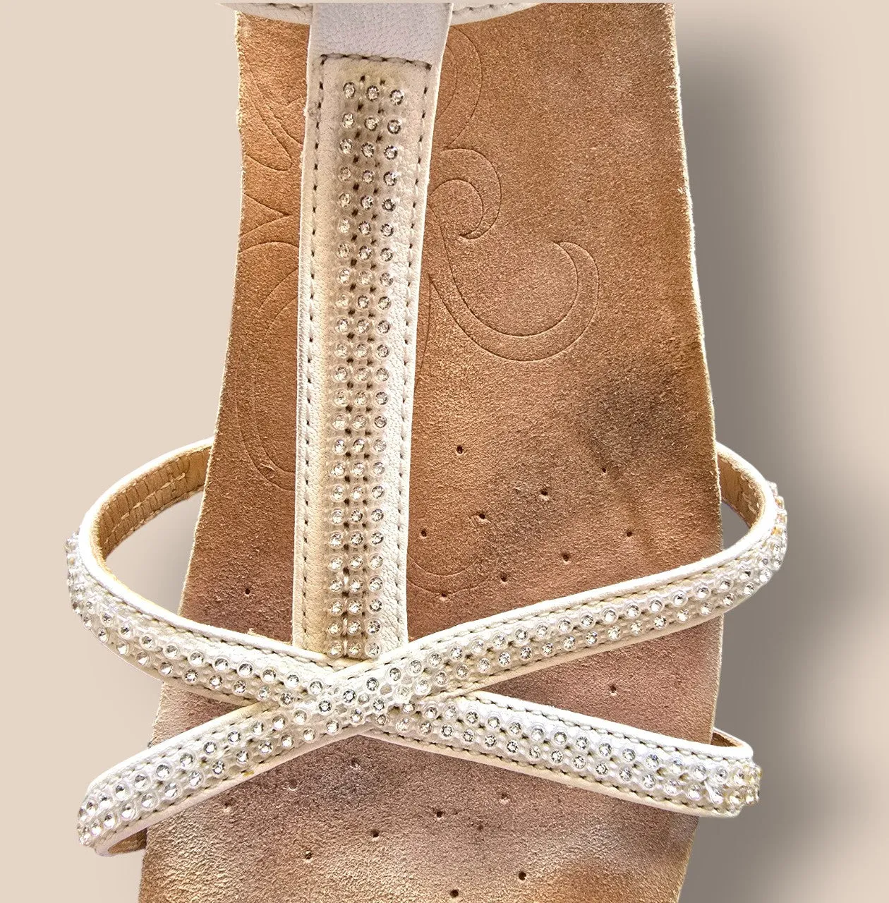 Clarks Womens Cream Diamante Flat Sandals UK 8 EU 42 US 8.5