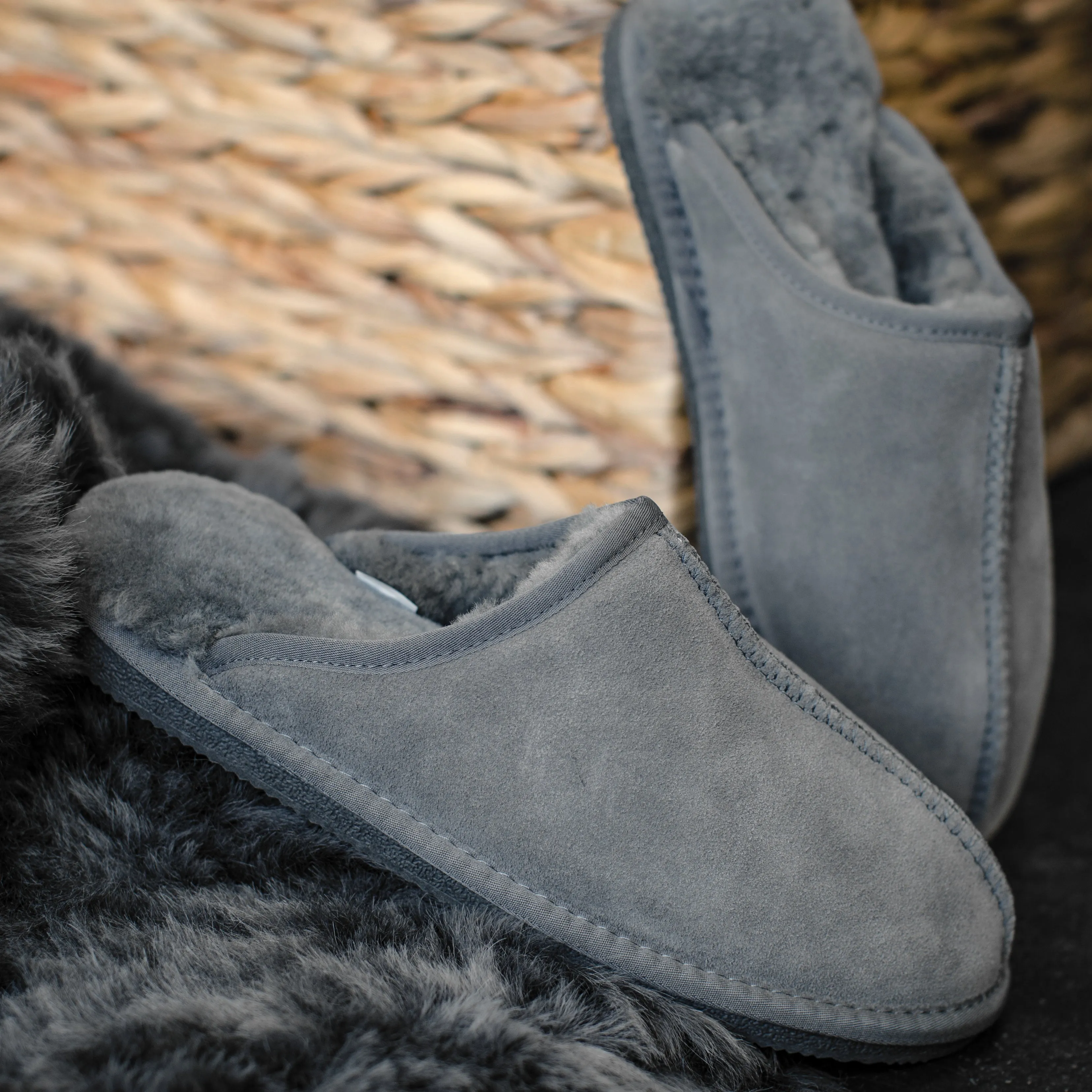 Deluxe Mens 'Michael' Sheepskin Slipper Mule - Dark Grey