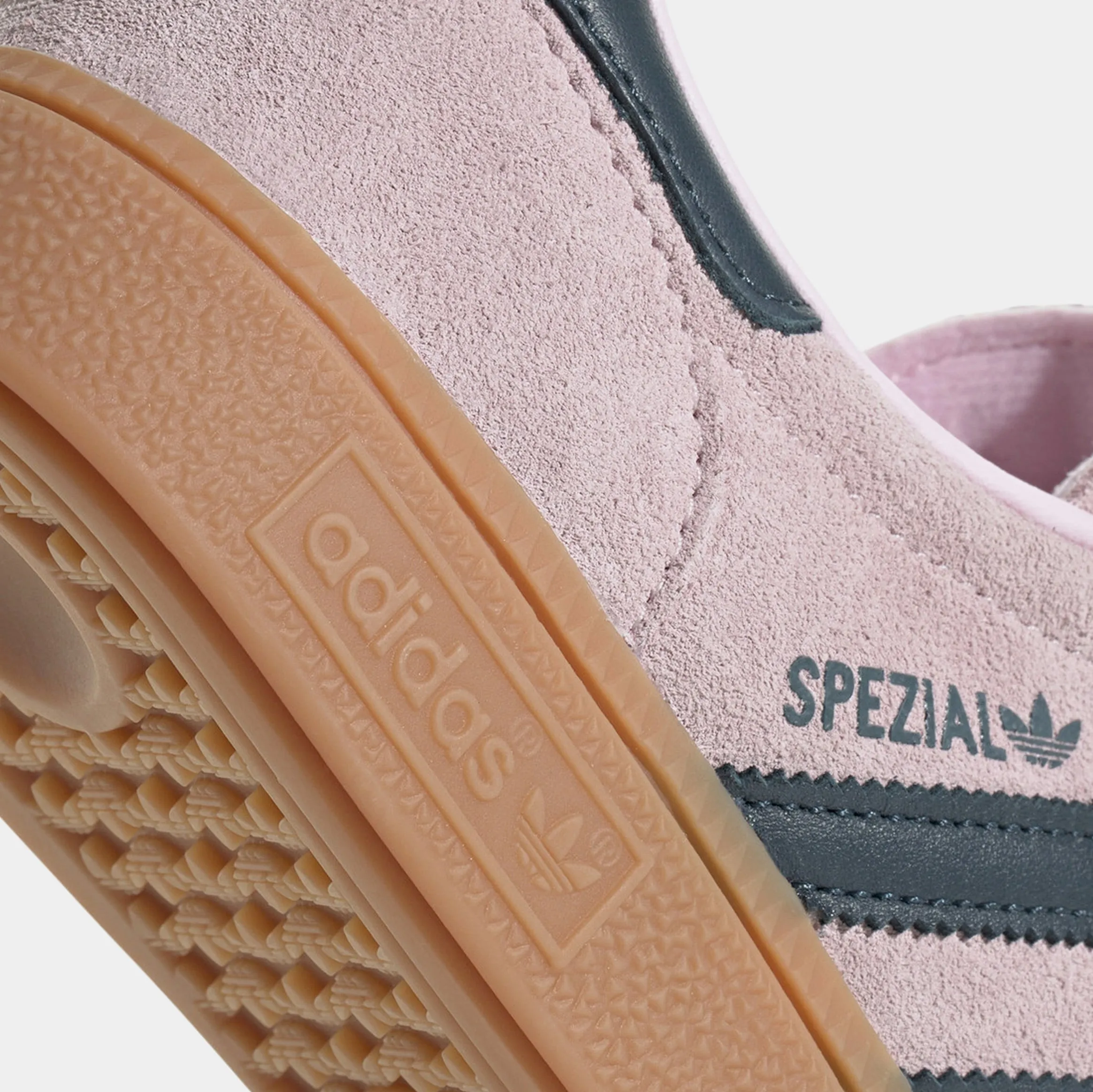 Handball Spezial Womens Lifestyle Shoes (Clear Pink/Arctic Night/Gum)