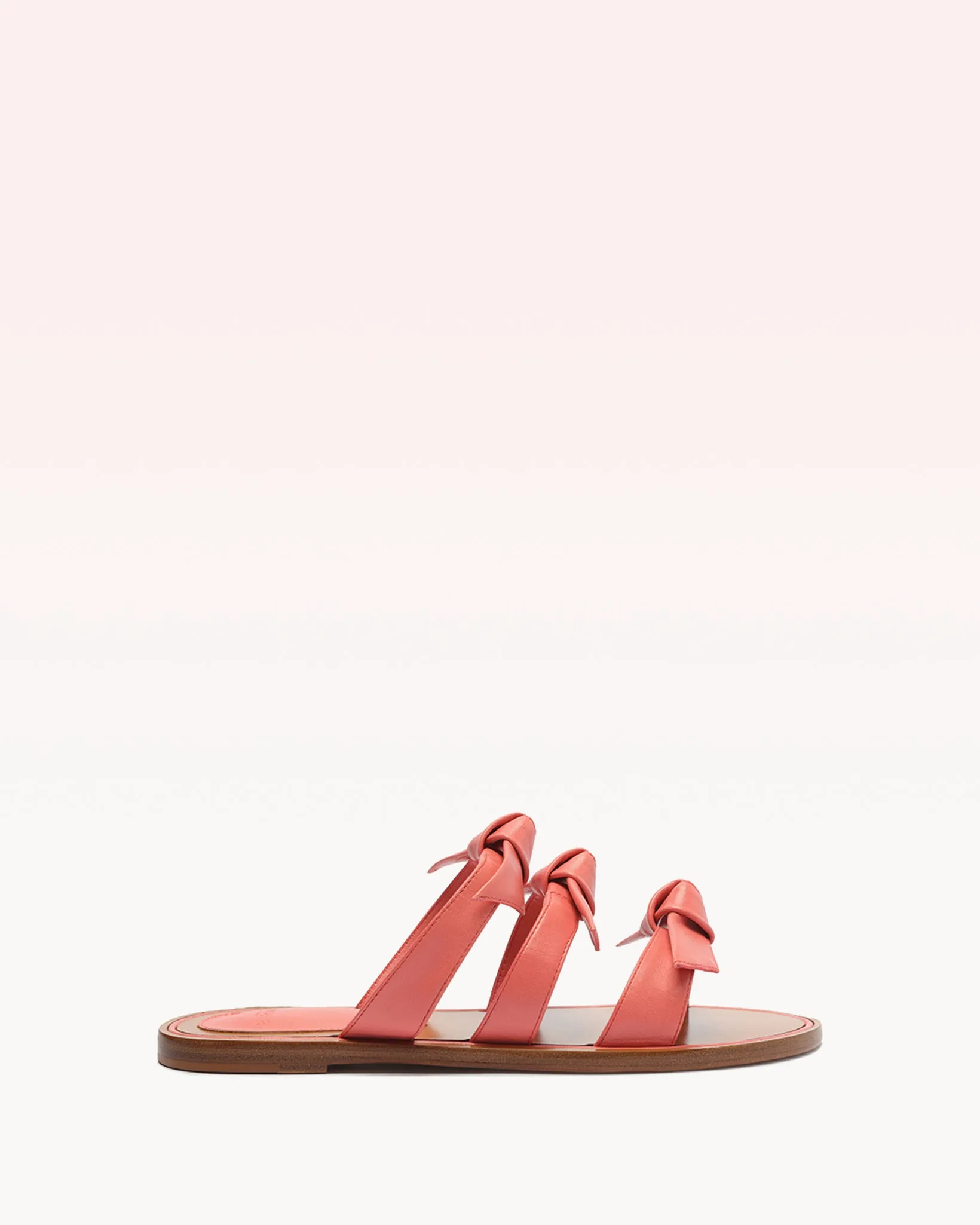 Lolita Flat
