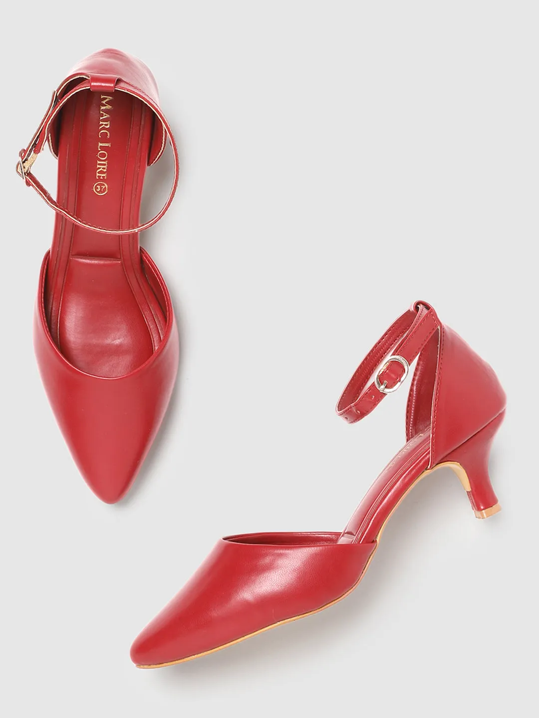 Pointed-Toe-Kitten Heel
