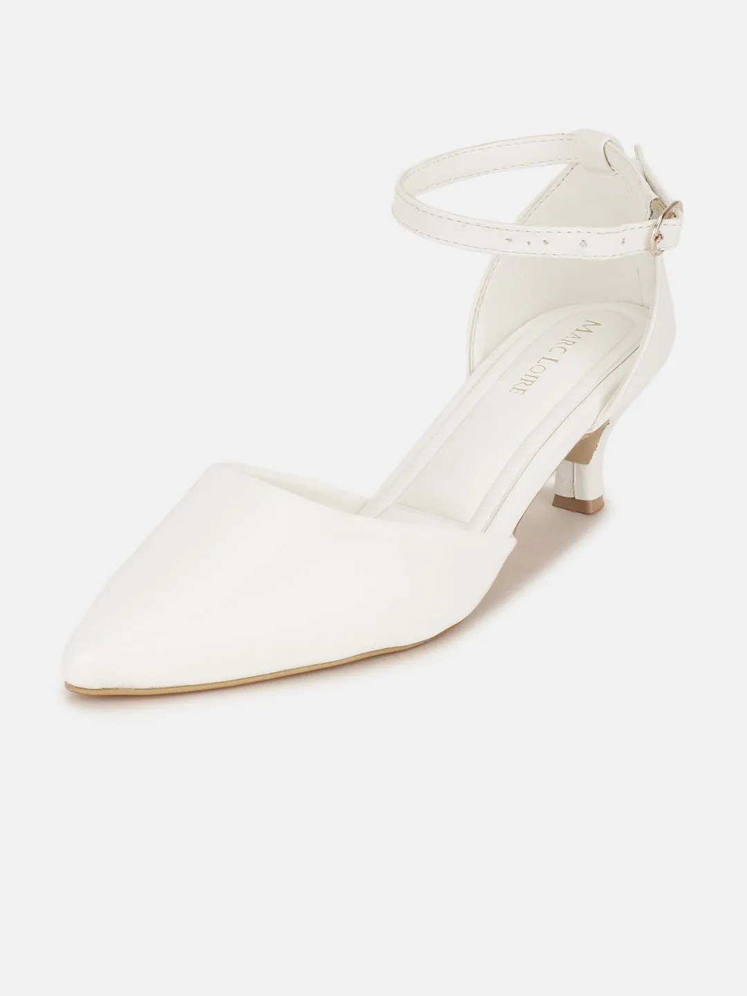 Pointed-Toe-Kitten Heel