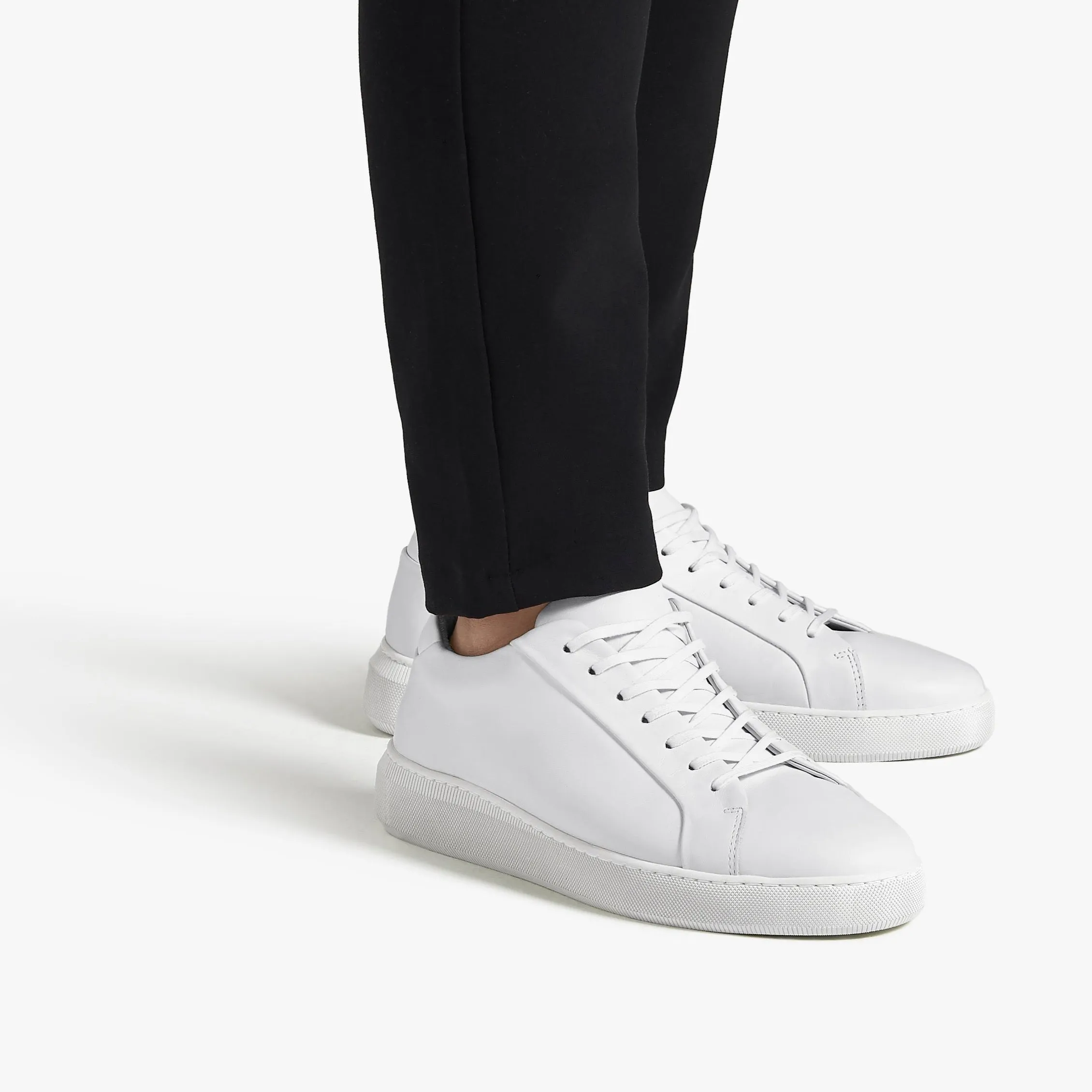 Series 8 Triple White Leather Mens