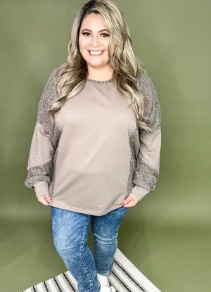 Shelbee Top- Taupe