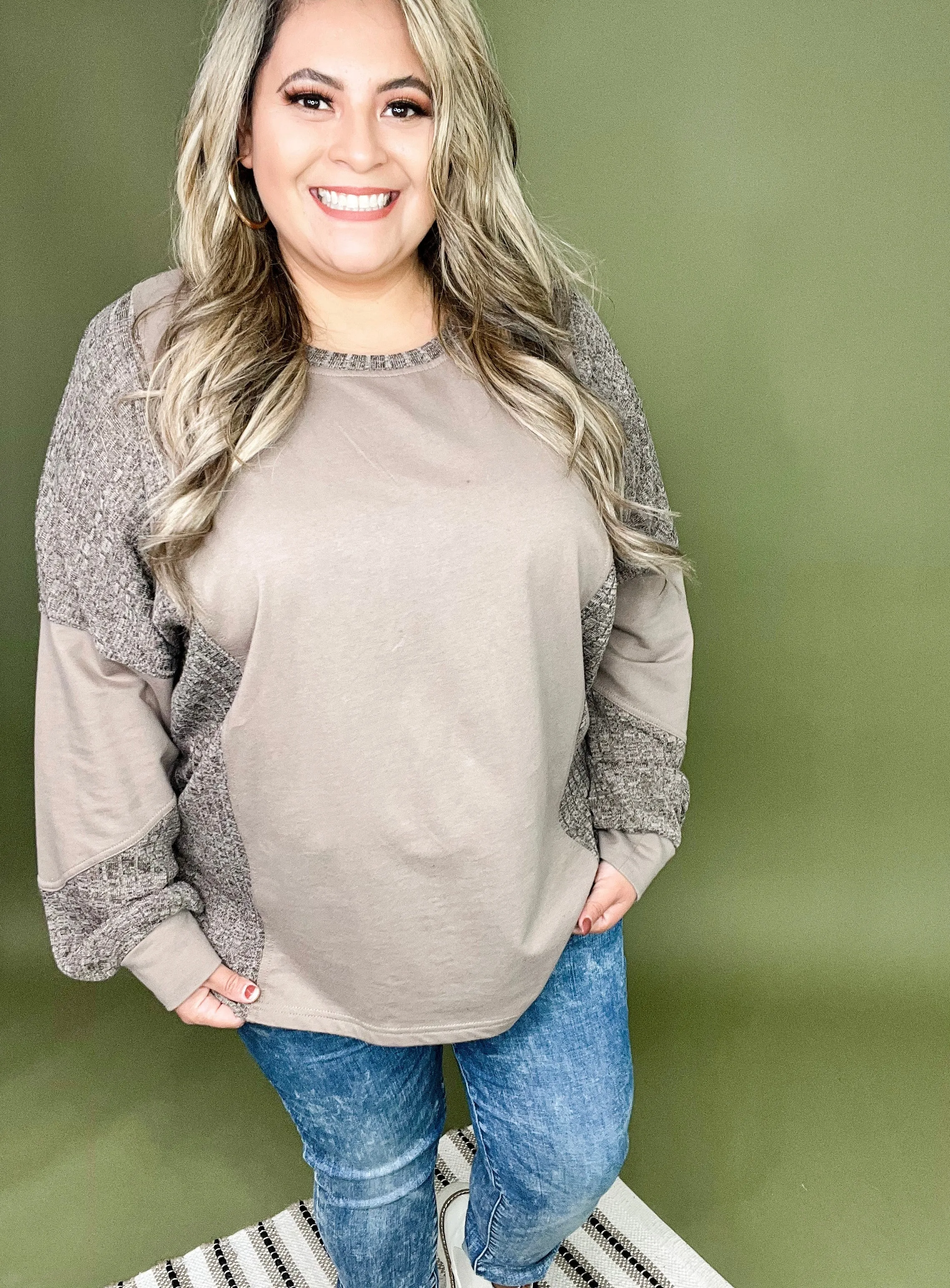 Shelbee Top- Taupe