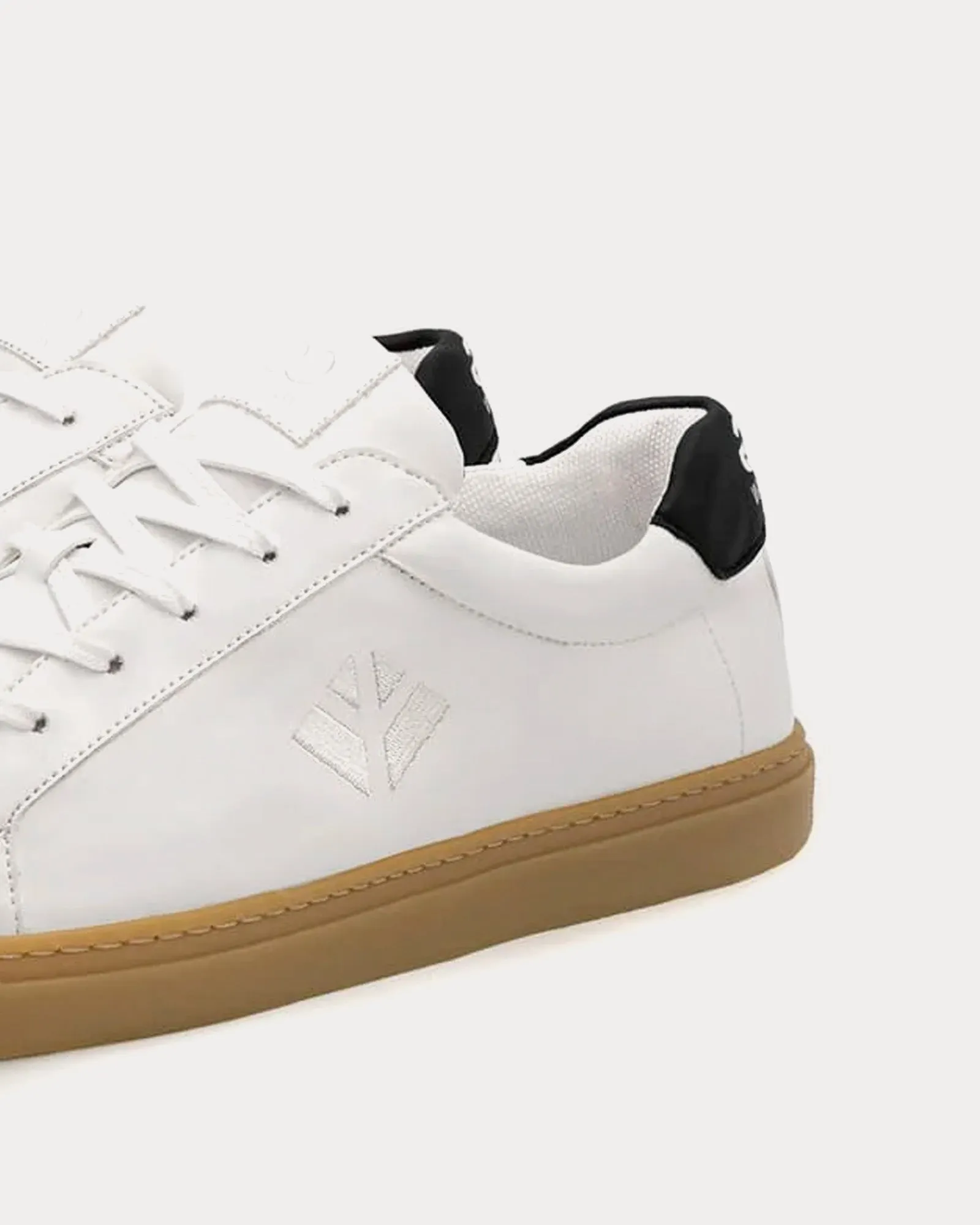 Winton White / Black / Honey Low Top Sneakers